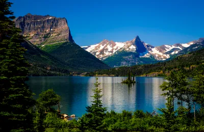 Serene Lake Surrounded Towering Nature Wallpaper 4K 2048x1331 A, Serene, View, Of, Lake, Surrounded, By, Towering, Mountains, Lush, Trees, Glacier, Red, Ultrawide, Full HD