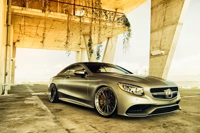 Silver Benz Class Industrial Setting Cars Wallpaper 4K 4096x2734 Silver, Mercedes‑benz, S-class, Parked, In, An, Industrial, Setting, Captured, Ultra, Showcasing, Luxury, White, Landscape, 4k
