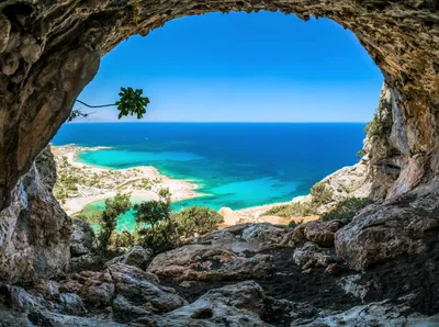 Sleek Tropical Wallpaper Nature Wallpaper 4K 5036x3752 View, Of, A, Tropical, Beach, With, Turquoise, Waters, Distant, Horizon, Seen, Inside, Pink, Yellow, Landscape, 4k
