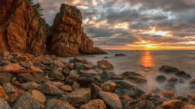 Rocky Coastline Sunset Dramatic Nature Wallpaper 4K 2046x1155 Hd, Pc, Desktop, Wallpaper, Featuring, A, Rocky, Coastline, Sunset, Dramatic, Clouds, Soft, Gray, Ultrawide, Full HD