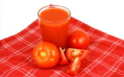 Sleek Fresh Wallpaper Abstract Wallpaper 4K 1680x1050 Hd, Pc, Desktop, Wallpaper, Featuring, Fresh, Whole, And, Sliced, Tomatoes, Glass, Tomato, White, Red, Ultrawide