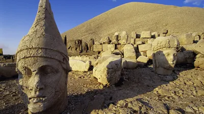 Man Mount Nemrut Wallpaper 4K, Abstract category