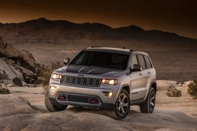 Silver Jeep Grand Cherokee Suv Nature Wallpaper 4K 3000x2000 Silver, Jeep, Grand, Cherokee, Suv, Parked, On, Rocky, Terrain, Mountains, Featured, Desktop, Gray, Brown, Landscape, QHD