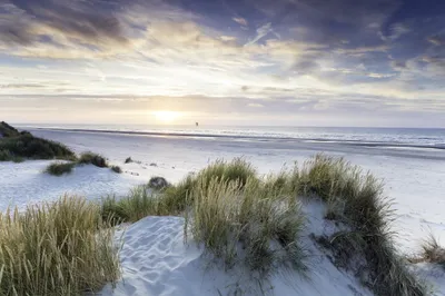 Serene Beach Soft Nature Wallpaper 4K 2048x1365 A, Serene, Beach, Scene, Featuring, Soft, Sand, Dunes, Gentle, Ocean, Waves, Under, White, Ultrawide, Full HD