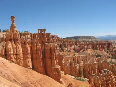 Golden Red Wallpaper Nature Wallpaper 4K 1920x1440 Hd, Desktop, Wallpaper, Showcasing, The, Striking, Red, Rock, Formations, Hoodoos, Bryce, Canyon, Gray, Pink, Landscape, Full HD