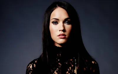 Golden Celebrity Wallpaper Animals Wallpaper 4K 1920x1200 A, Striking, Hd, Wallpaper, Featuring, Celebrity, Megan, Fox, Showcasing, Her, Intense, Gaze, Gray, White, Ultrawide, Full HD