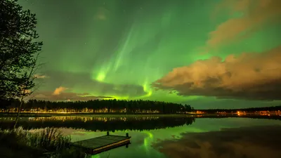 Serene Vibrant Wallpaper Nature Wallpaper 4K 2560x1440 Hd, Pc, Desktop, Wallpaper, Showcasing, The, Vibrant, Green, Aurora, Borealis, Over, Serene, Brown, Ultrawide, QHD