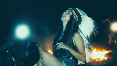 Lana Del Rey Smiles Abstract Wallpaper 4K 1920x1080 Lana, Del, Rey, Smiles, Joyfully, In, A, Headdress, Surrounded, Warm, Glow, Fire, White, Ultrawide, Full HD
