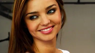 Calm Close Wallpaper Abstract Wallpaper 4K 1920x1080 Hd, Pc, Desktop, Wallpaper, Featuring, A, Close-up, Of, Celebrity, Miranda, Kerr, Smiling, Orange, Gray, Purple, Ultrawide, Full HD