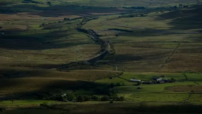 Man Ribblehead Viaduct Wallpaper 4K, Abstract category