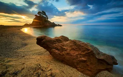 Sunbeam Lit Coastline Rocky Nature Wallpaper 4K 1920x1200 Hd, Pc, Desktop, Wallpaper, Sunbeam-lit, Coastline, With, A, Rocky, Beach, Tree-topped, Islet, Gray, Brown, Ultrawide, Full HD