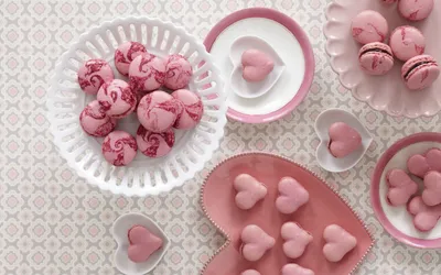 Delightful Arrangement Pink Cookies Abstract Wallpaper 4K 2878x1798 Heart-shaped, Ultrawide, QHD