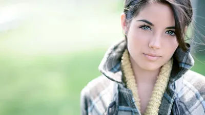 Portrait Woman Blue Eyes Abstract Wallpaper 4K 1920x1080 Portrait, Of, A, Beautiful, Woman, With, Striking, Blue, Eyes, Brown, Hair, Wearing, White, Ultrawide, Full HD