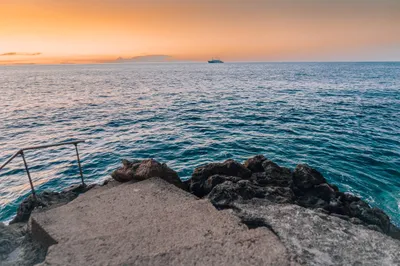 Morning Horizon Boat Nature Wallpaper 4K 2208x1471 Sea, Boat, Full HD, Ultrawide