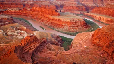 Natural Beauty Horseshoe Bend Winding Nature Wallpaper 4K 1920x1080 A, Stunning, Hd, Desktop, Wallpaper, Showcasing, The, Natural, Beauty, Horseshoe, Bend, Featuring, Brown, Orange, Ultrawide, Full HD