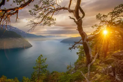Panoramic Serene Lake Sunrise Nature Wallpaper 4K 2046x1361 Full HD, Ultrawide