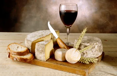 Rustic Cheese Board Abstract Wallpaper 4K 2711x1770 Ultrawide, QHD