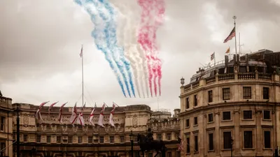 Cityscape During Military Air World Wallpaper 4K 3840x2160 4K, Ultra, Hd, Cityscape, During, A, Military, Air, Show, Airplanes, Releasing, Red, White, Ultrawide