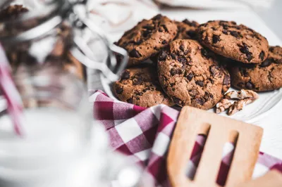 Freshly Baked Chocolate Cookies Abstract Wallpaper 4K 2208x1471 Full HD, Ultrawide