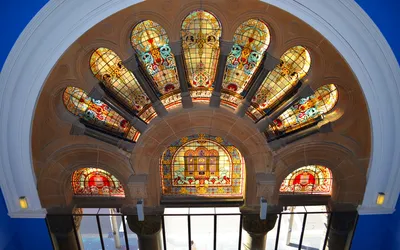 Colorful Stained Glass Archway Abstract Wallpaper 4K 1680x1050 Colorful, Stained, Glass, Archway, Window, Inside, The, Historic, Queen, Victoria, Building, Sydney, White, Gray, Ultrawide
