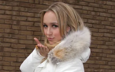 Hayden Panettiere Blowing Kiss Dressed Abstract Wallpaper 4K 1920x1200 Hayden, Panettiere, Blowing, A, Kiss, Dressed, In, Stylish, White, Coat, Fur, Hood, Gray, Ultrawide, Full HD