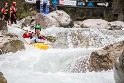 Kayaker Navigating Turbulent White Abstract Wallpaper 4K 1920x1280 Hd, Wallpaper, Of, A, Kayaker, Navigating, Turbulent, White, Water, Rapids, Spectators, Watching, Landscape, Full HD