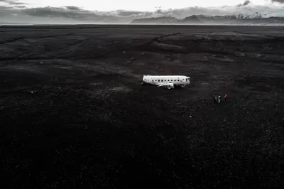 Iceland Plane Wreckage Abstract Wallpaper 4K 2208x1471 Dc-3, Full HD, Ultrawide