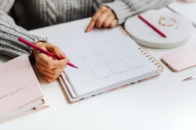 Creative Woman Planning Her Abstract Wallpaper 4K 2208x1471 Week, Full HD, Ultrawide