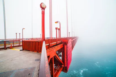Walking San Francisco World Wallpaper 4K 2208x1471 Light Gray, Full HD, Ultrawide
