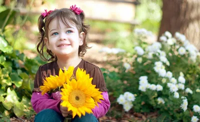 Crisp Child Wallpaper Wallpaper 4K, Nature category
