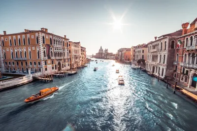 Venice Canal Grande Abstract Wallpaper 4K 2208x1471 Full HD, Ultrawide