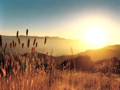 Serene Landscape Golden Light Nature Wallpaper 4K 1920x1440 Hd, Desktop, Wallpaper, Of, A, Serene, Landscape, Featuring, Golden, Light, Sunset, Over, White, Full HD