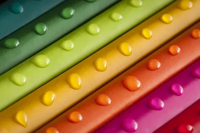 Close Vibrant Rainbow Abstract Wallpaper 4K 1927x1280 Close-up, Of, Vibrant, Rainbow-colored, Stripes, With, Water, Drops, Creating, Colorful, Abstract, Pattern, Brown, Gray, Pink, Ultrawide, Full HD