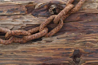 Close Rusty Chain Abstract Wallpaper 4K 2046x1364 Close-up, Wood, Full HD, Landscape