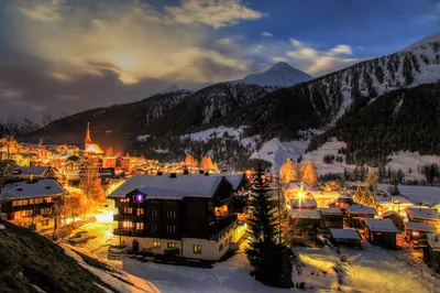 Snowy Mountain Village Dusk Nature Wallpaper 4K 2998x1998 Ultrawide, QHD