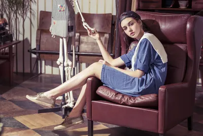 Chair Woman Model Abstract Wallpaper 4K 2850x1900 Tao, Liao, Landscape, QHD