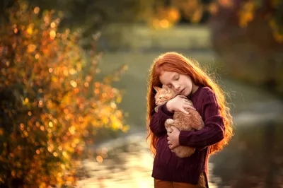 Redheaded Little Girl Long Hair Nature Wallpaper 4K 2500x1667 Hd, Pc, Desktop, Wallpaper, Redheaded, Little, Girl, With, Long, Hair, Holding, Kitten, Gray, Brown, Landscape, Full HD