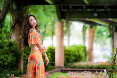 Serene Brunette Wallpaper Abstract Wallpaper 4K 4562x3043 Brunette, Model, With, Long, Hair, In, An, Orange, Floral, Two-piece, Posing, Garden, White, Gray, Landscape, 4K