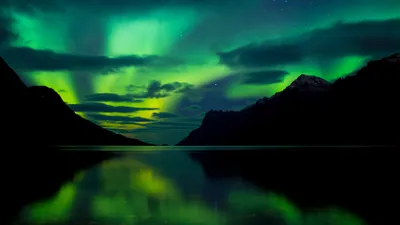 Radiant Aurora Wallpaper Wallpaper 4K, Space category