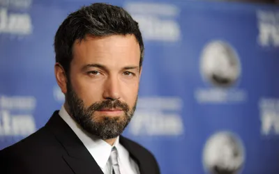 American Actor Celebrity Ben Affleck Abstract Wallpaper 4K 3200x2000 American, Actor, Celebrity, Ben, Affleck, Hd, Desktop, Wallpaper, Brown, Gray, Ultrawide, QHD