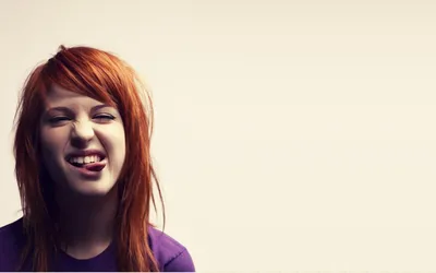 Close Hayley Williams Wallpaper 4K, Minimal category