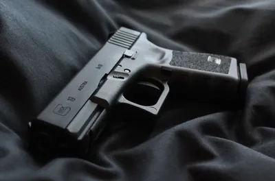 Epic Close Wallpaper Black/Dark Wallpaper 4K 2562x1695 Hd, Desktop, Wallpaper, Featuring, A, Close-up, Of, Man-made, Glock, Handgun, Resting, Dark, Gray, Ultrawide, QHD