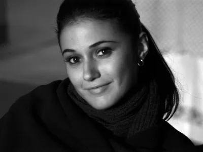 Celebrity Emmanuelle Chriqui Abstract Wallpaper 4K 2560x1920 Celebrity, Emmanuelle, Chriqui, Hd, Desktop, Wallpaper, Background:, Gray, Landscape, QHD