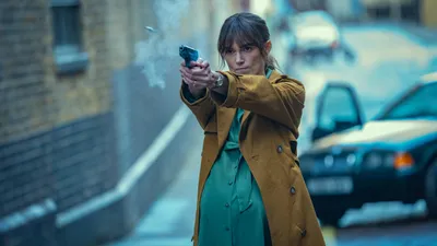Epic Keira Wallpaper Black/Dark Wallpaper 4K 6000x3375 Keira, Knightley, In, A, Tense, Scene, From, The, Show, Black, Doves, Aiming, Gray, Brown, Ultrawide, 4K