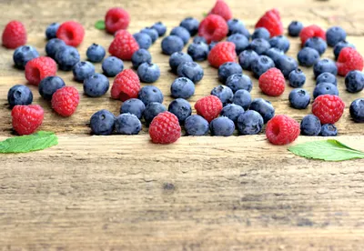 Bold Raspberry Wallpaper Abstract Wallpaper 4K 5592x3860 Raspberry, Blueberry, Fruit, Food, Berry, Hd, Desktop, Wallpaper:, Gray, Landscape, 4k