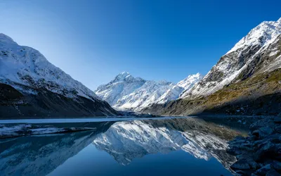 Bold Reflection Wallpaper Nature Wallpaper 4K 5120x3200 Red