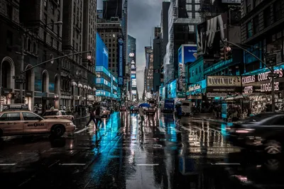 Vibrant Rainy Nights New York Black/Dark Wallpaper 4K 1920x1280 Gray