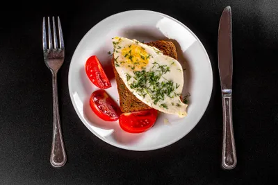 Tomato Fried Egg Fork Wallpaper 4K, Abstract category