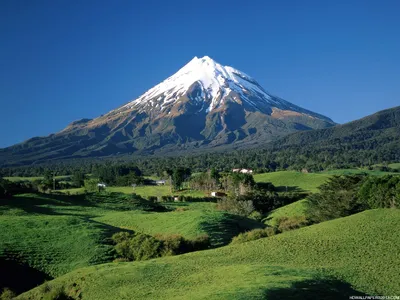 Sleek Mountain Wallpaper Nature Wallpaper 4K 1600x1200