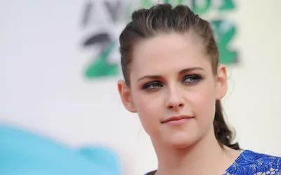 Celebrity Kristen Stewart Event Abstract Wallpaper 4K 2560x1600 Hd, Desktop, Wallpaper:, Featuring, Celebrity, Kristen, Stewart, At, Event, Looking, Off-camera, Subtle, White, Ultrawide, QHD